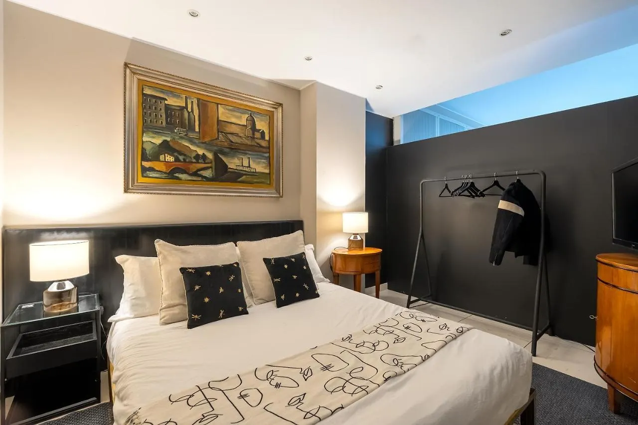 The King Of Milan Hotel