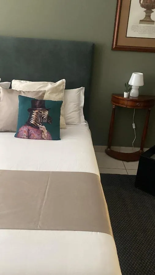 The King Of Milan Hotel