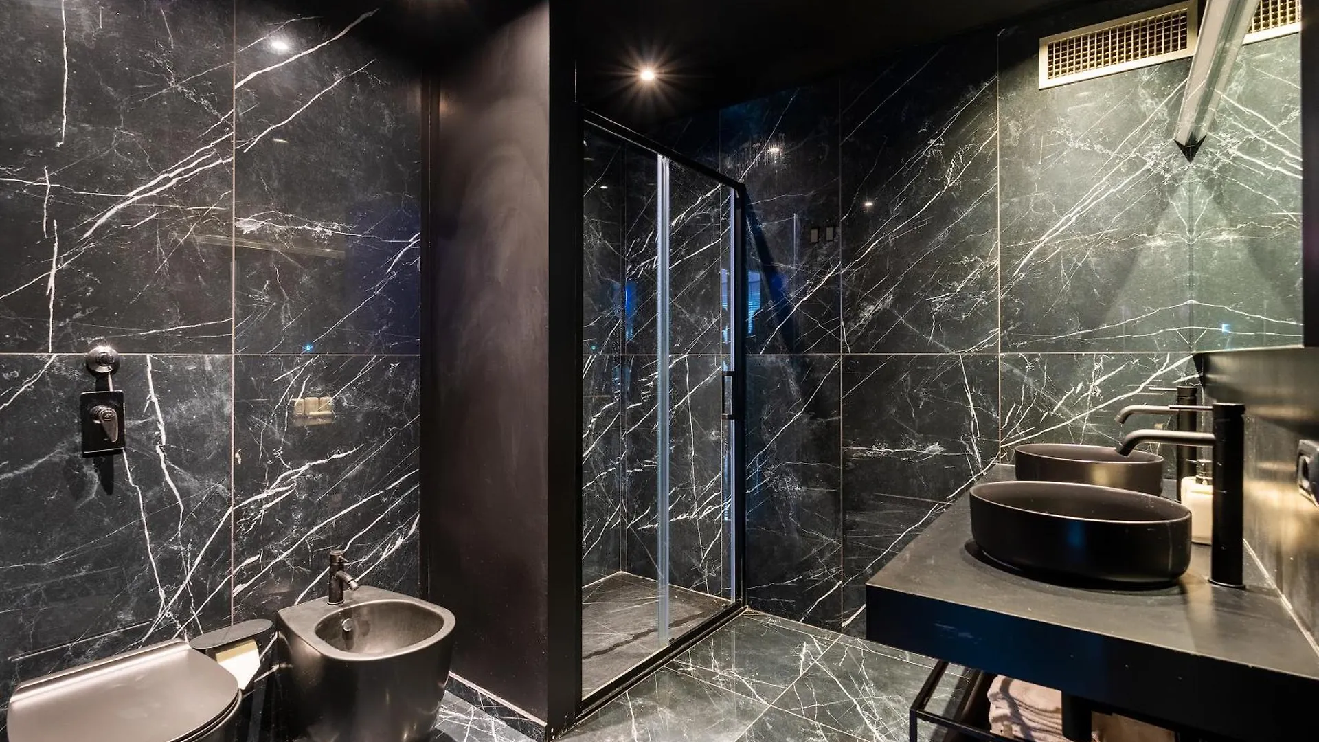 The King Of Milan Hotel 0*,